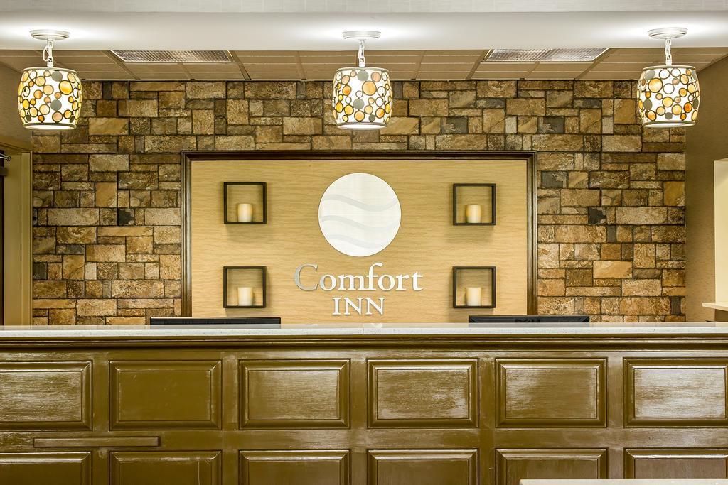 Comfort Inn Dunn Near I-95 Eksteriør billede