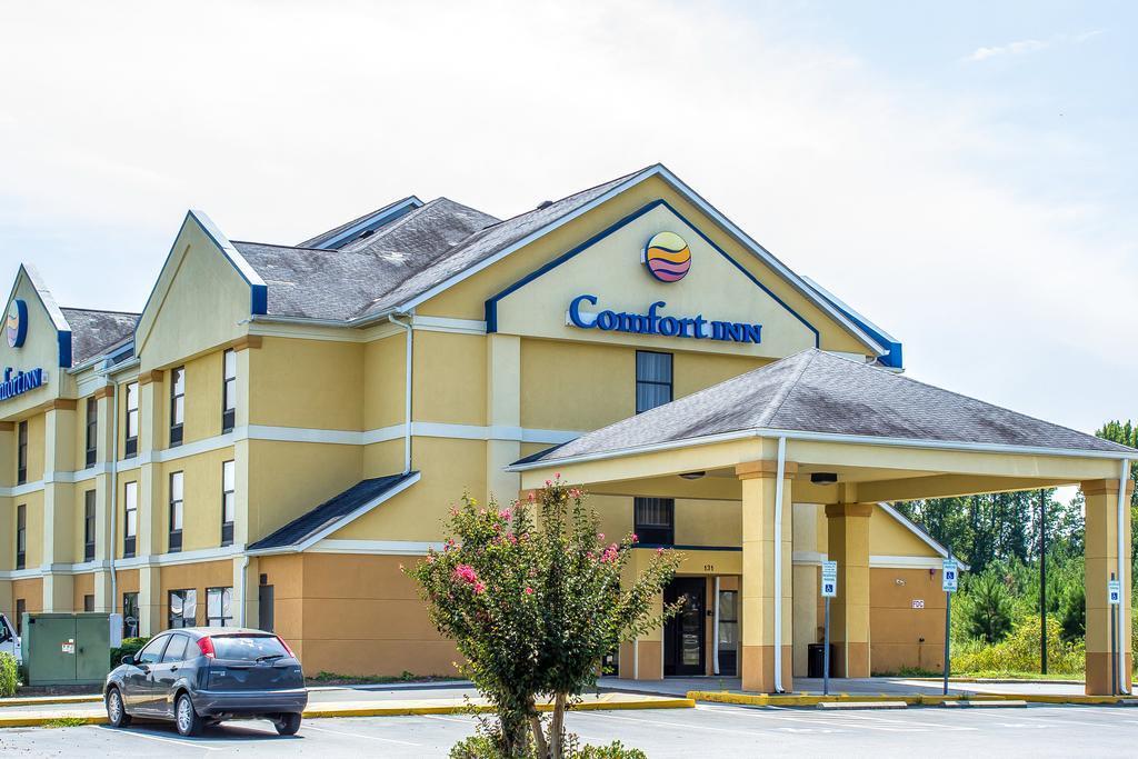 Comfort Inn Dunn Near I-95 Eksteriør billede